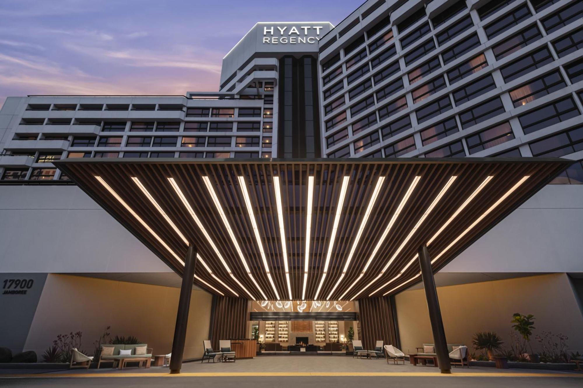 Отель Hyatt Regency Ирвайн Экстерьер фото